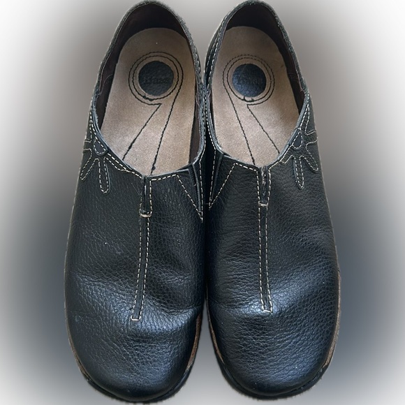 Bass Shoes - Bass 9 Go-to-Comfort EUC LIKE NEW Colton Leather Loafers  Black / Dark Brown..?